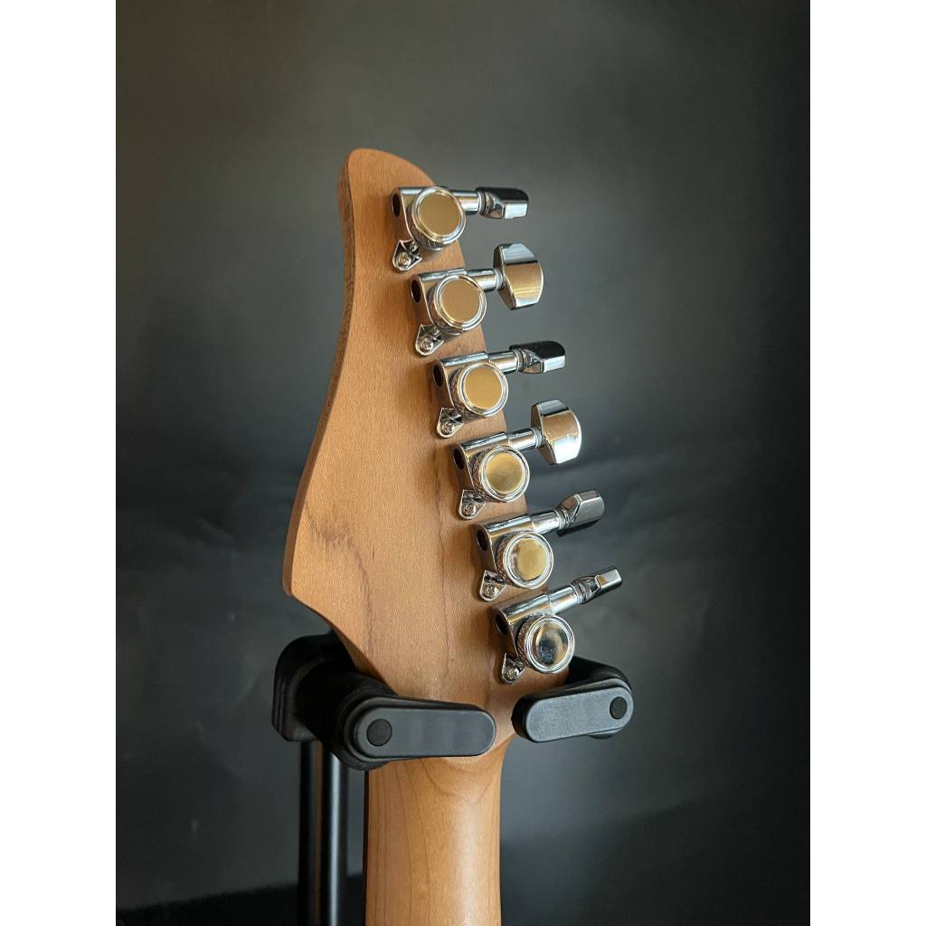 tw-11134207-7rbka-m9shhrluujmu49