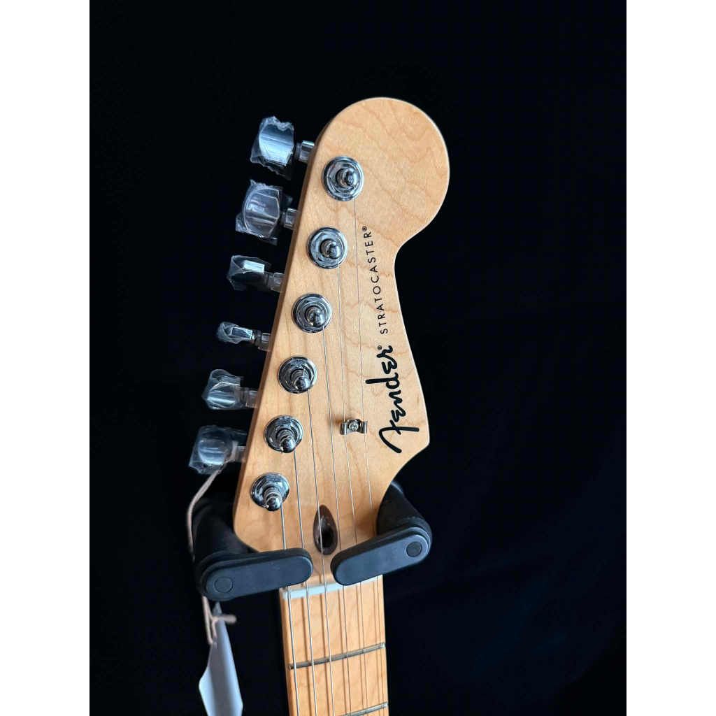 tw-11134207-820le-mm1pkunxklqbe4