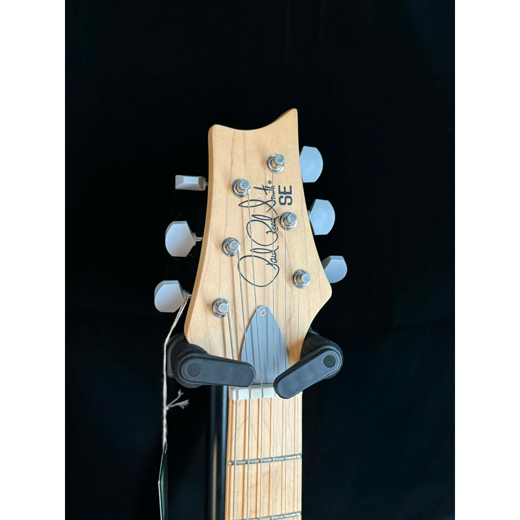 tw-11134207-820lh-mm1i2gcldjbj20