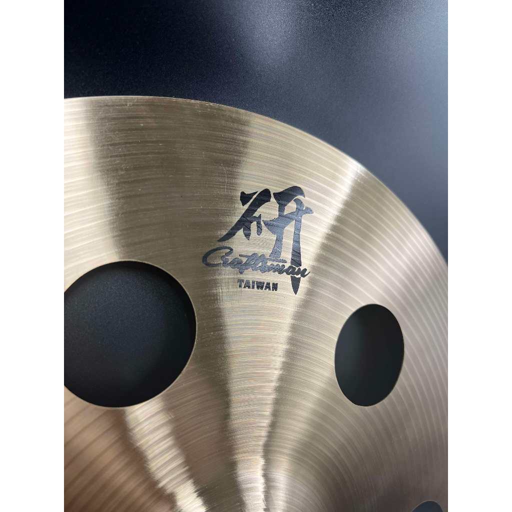 tw-11134207-7rbka-m8g86c5pb1h5e0