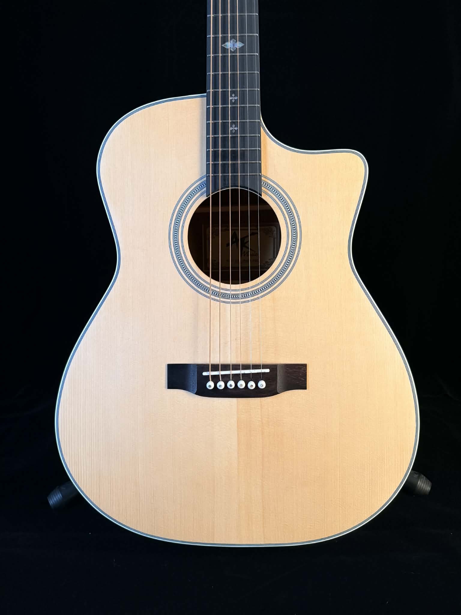 ab74727e-9de7-423e-879a-f8816e980dbd