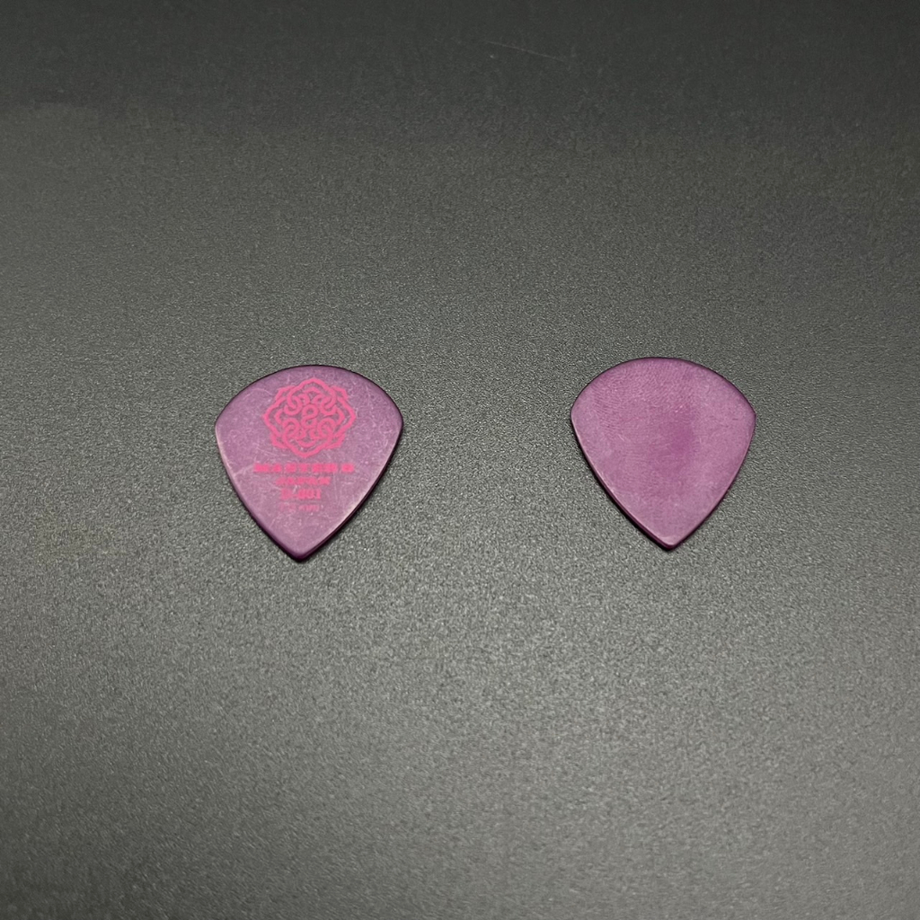tw-11134207-7r98z-llypd2gj3f6hf5