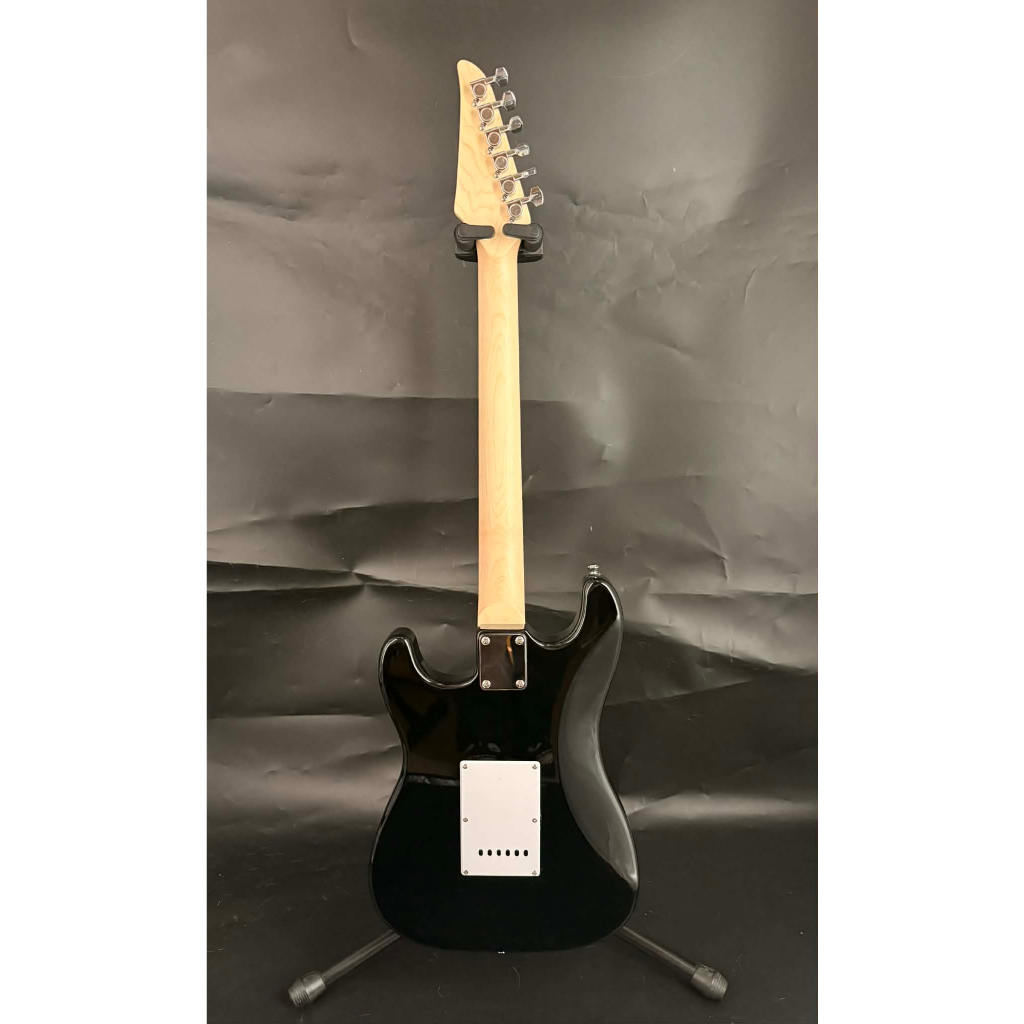 tw-11134207-81zti-mj8amqp1d0ci0e