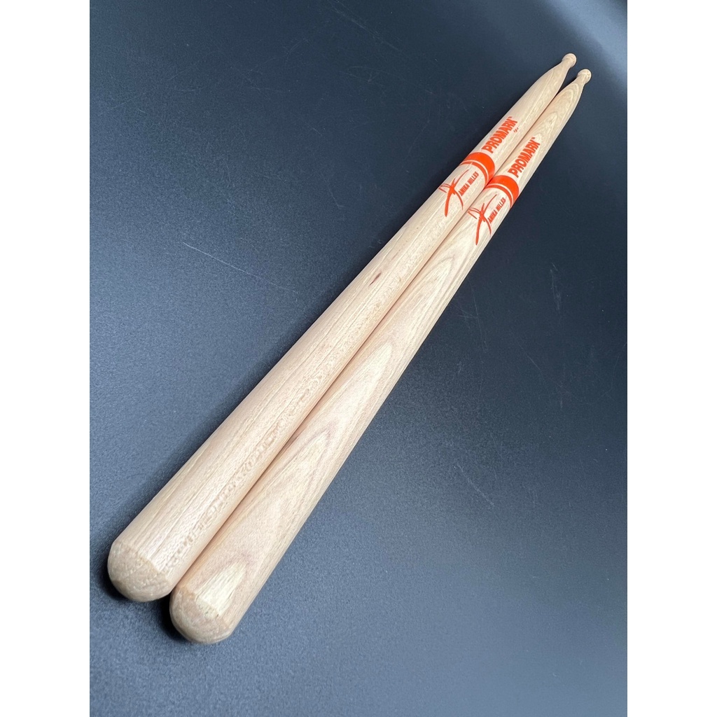 ed8b1da5b7e227d1d4bfef92435bae17