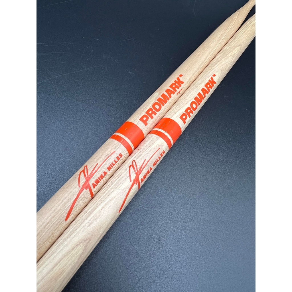 ebb84a132bf53754dad199b99096a96d