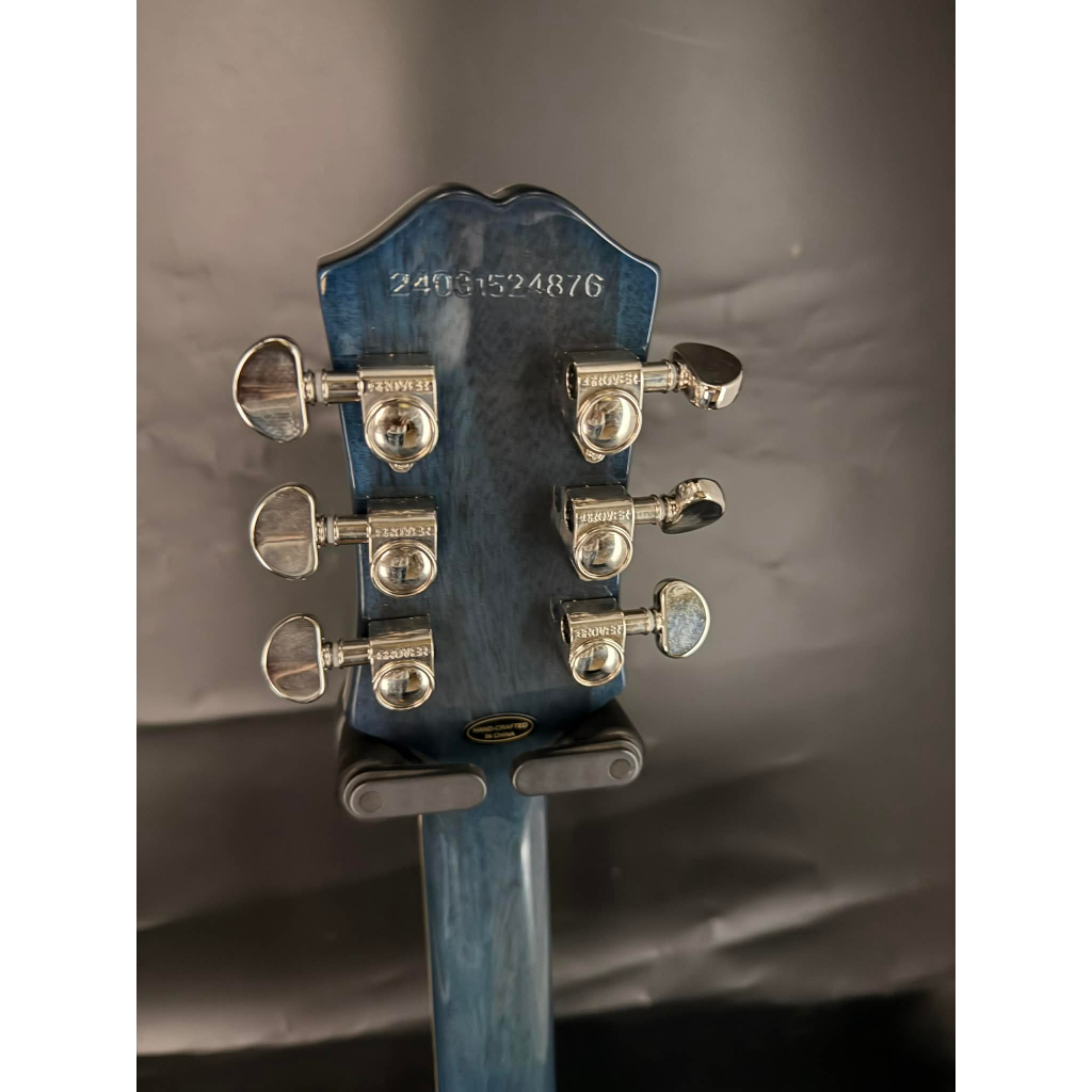 tw-11134207-81ztl-mjv3ixz2835t84