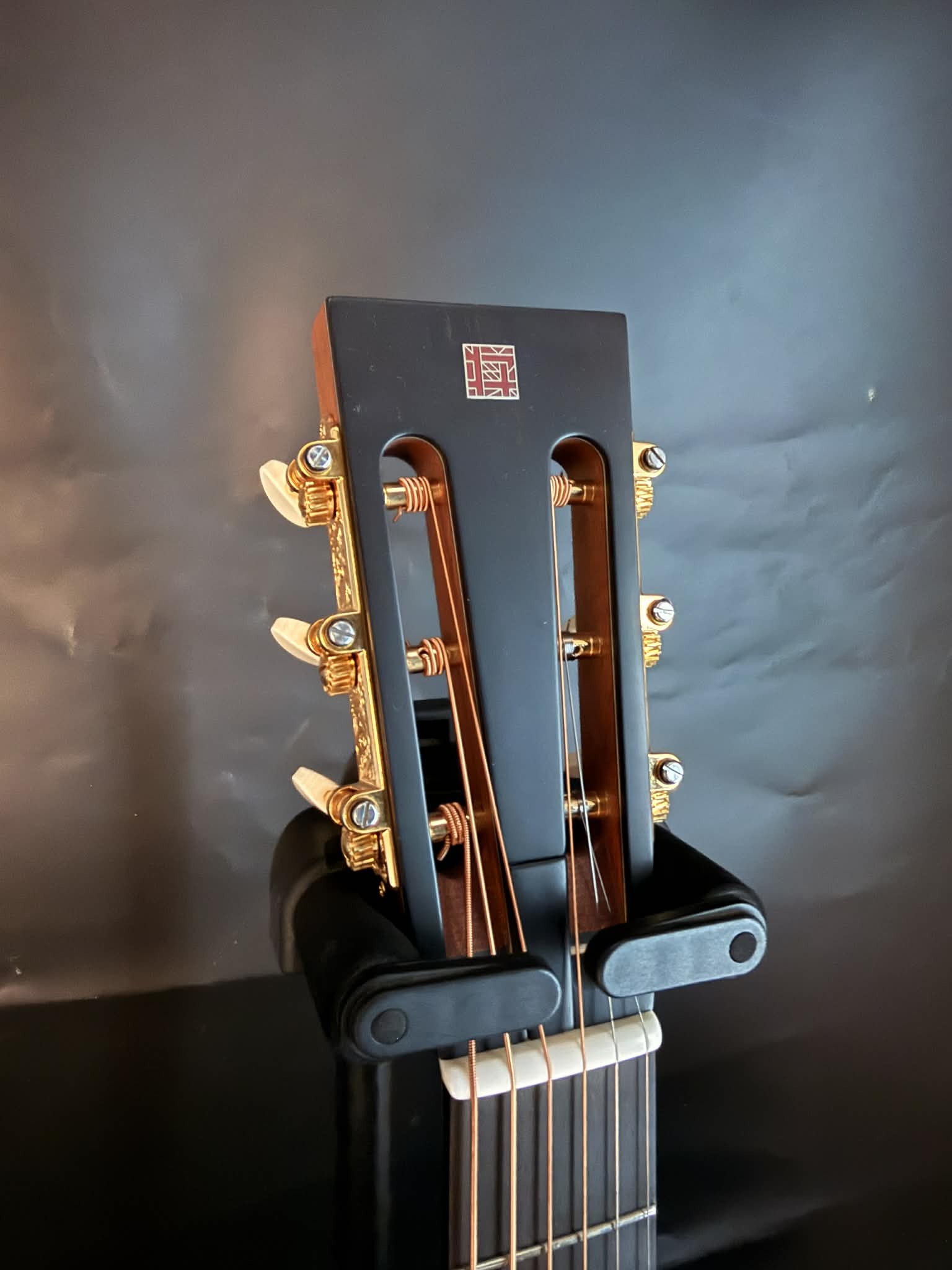 b2d306db-a5be-4597-8e0e-c46fec394ecd