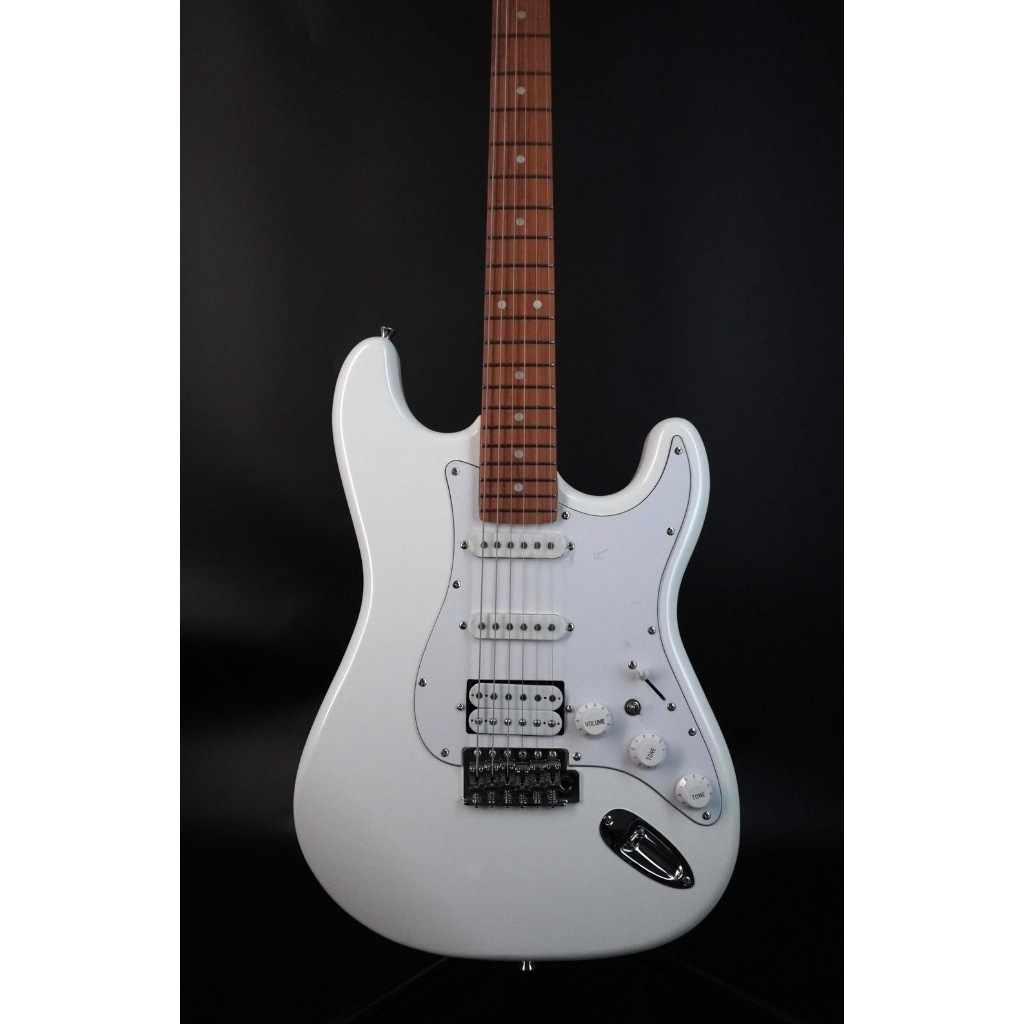 tw-11134207-7r98x-ltnladz8fst772