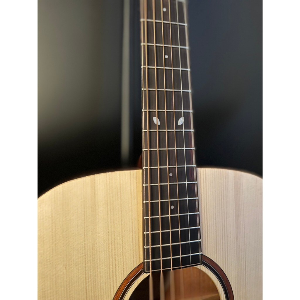 tw-11134207-7r992-lzbhxiobaayc50