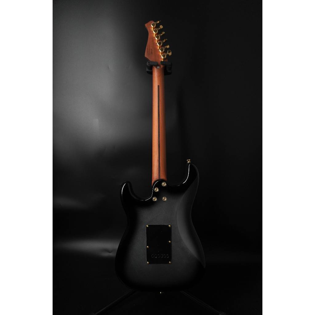 tw-11134207-7r990-lq62xzjg7hso79