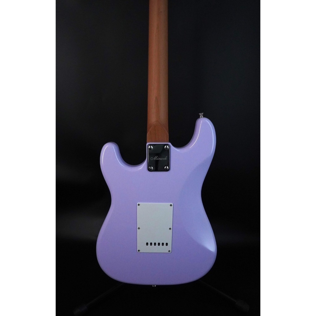 tw-11134207-7r991-ltm4udr7uwm331