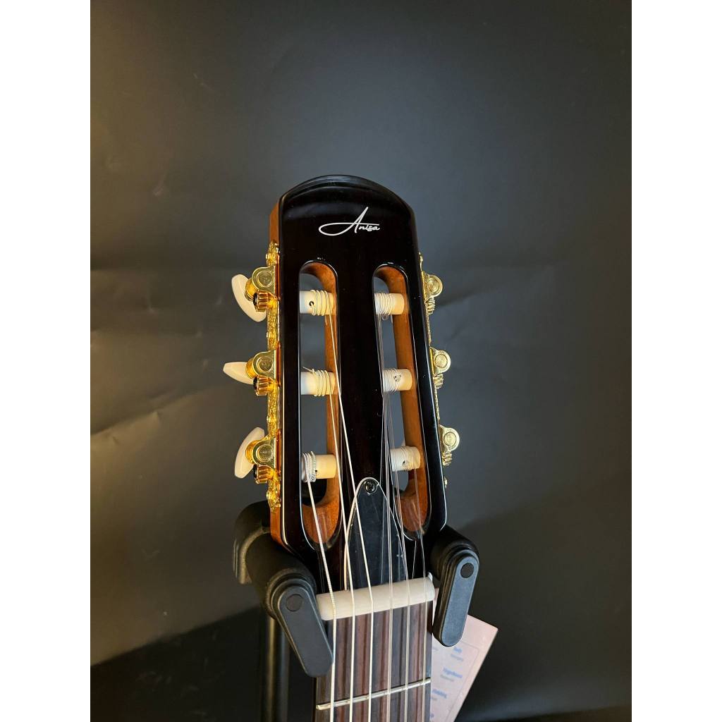 tw-11134207-7rbkb-m9pmfgc684x2f2