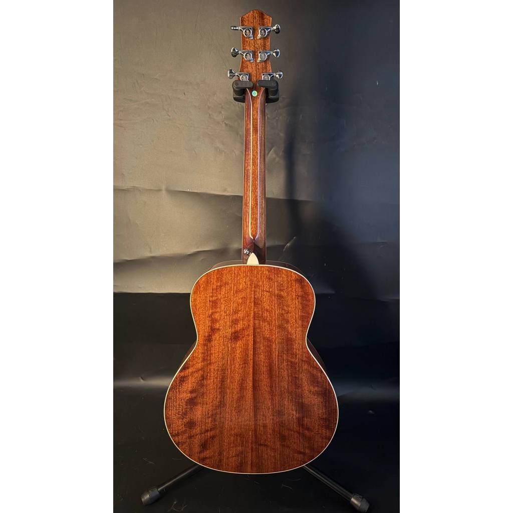 tw-11134207-7ra0i-mbrtuzlhzcq225