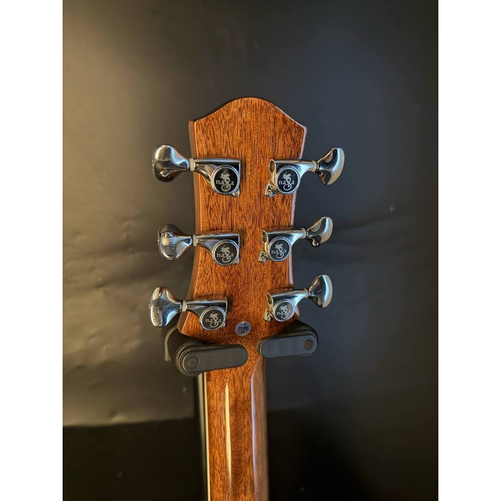 tw-11134207-7ra0m-mbru1zz2tc16da