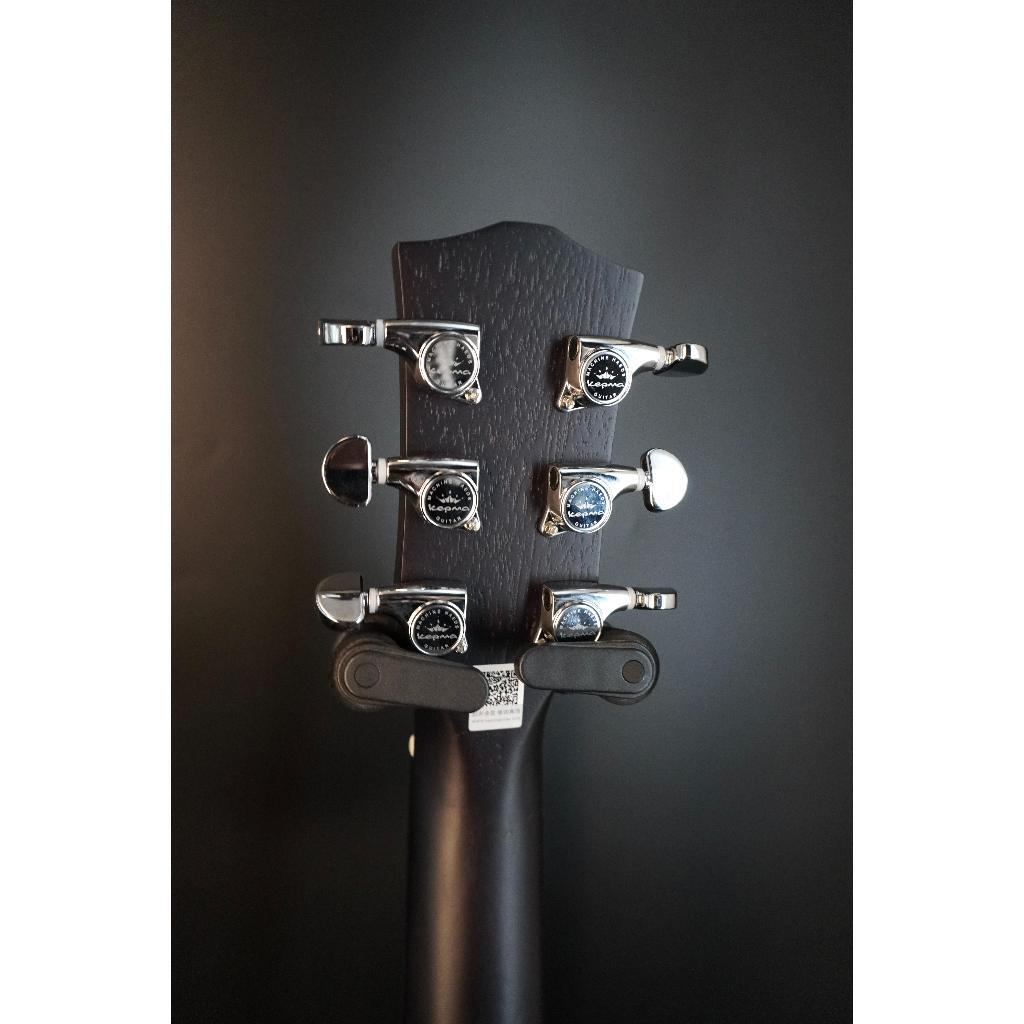 tw-11134207-7r98q-lx2l27kab76u1f