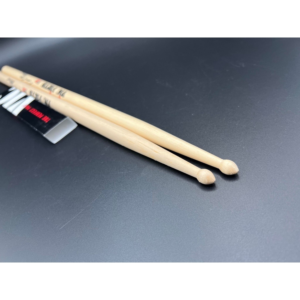 e4ed9b8d7433eaff5a1f8e34b4126937