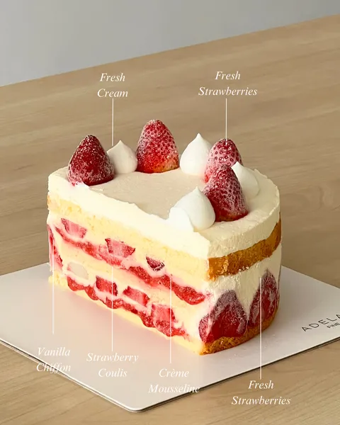 Strawberry Custard Butter (Slice)