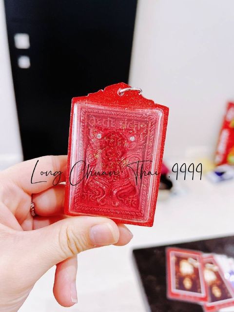 afc5eeb6-d315-4ff5-a4f0-5890f8197cbf