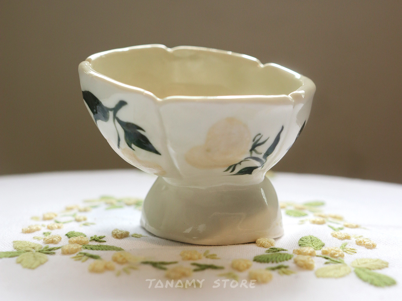 (Preorder) Handpainted Floral Pedestal Bowl Tanamy Store