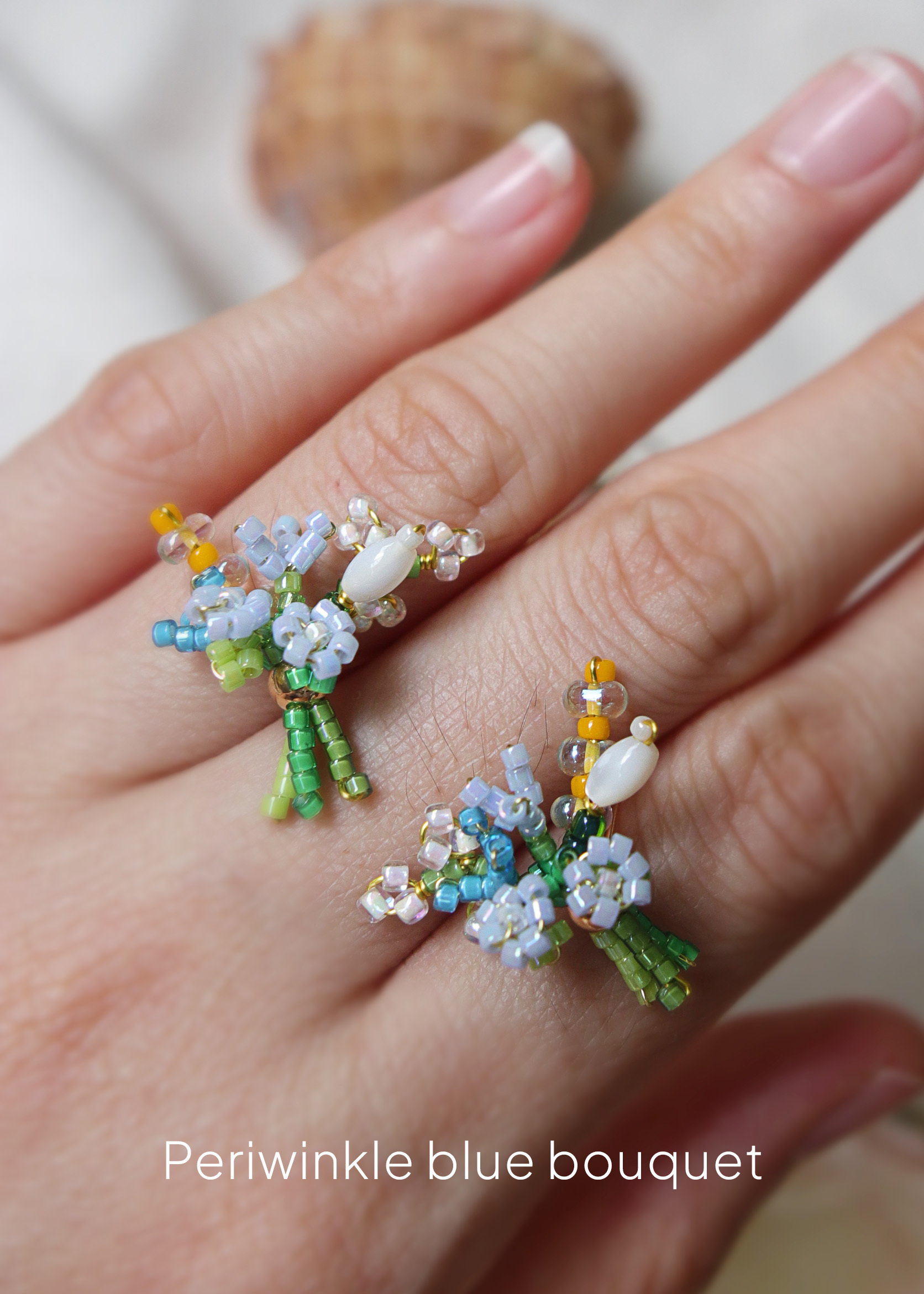 Bouquet-periwinkleblue