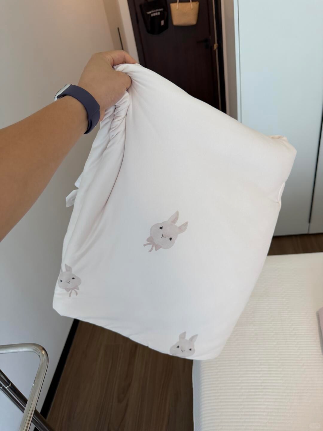 热卖了10万➕的云朵夏被终于不过百元了❗️❗️_2_小猪家居YIZ_来自小红书网页版
