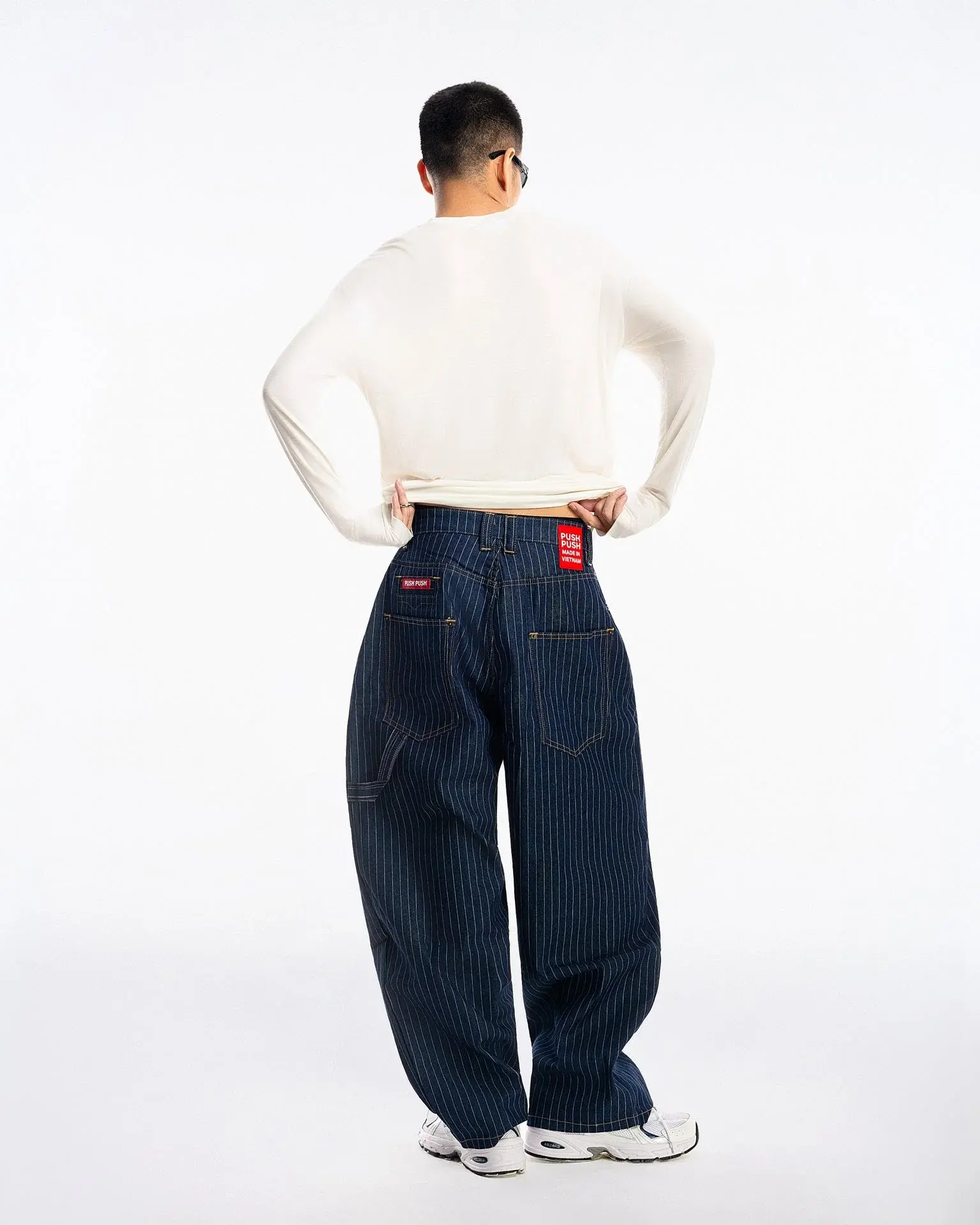 push-push-worldwide-striped-pants-version-2-navy-s-43651682894125_x1920_a538a38b-90ce-48fe-82d4-0f681ea624c7.jpg