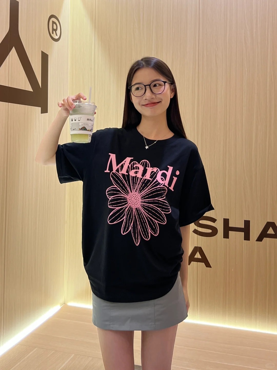 被Mardi的黑粉T恤种草了~🖤🖤🖤_2_163的李七七_来自小红书网页版