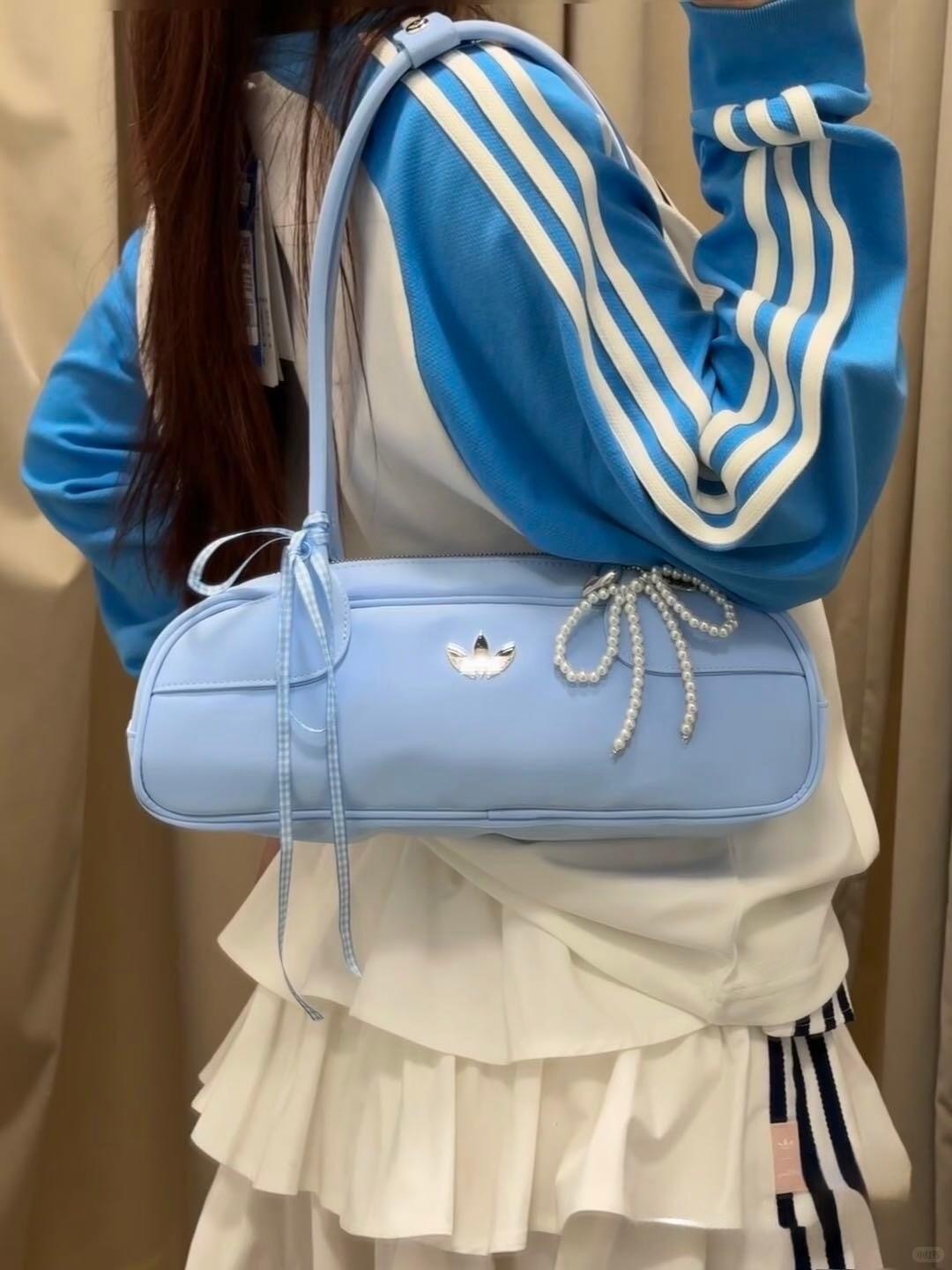好喜欢diy后的法棍包🖤🩵𐒘𝛠 ins感满满_4_三叶草joyce-DS_来自小红书网页版