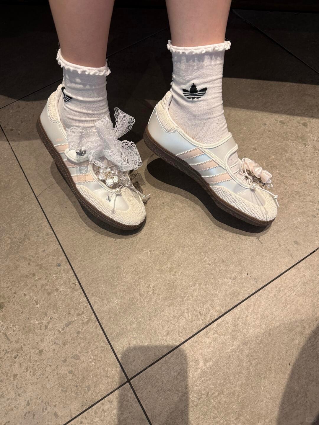 adidas玛丽珍_2_molly_柔柔_来自小红书网页版