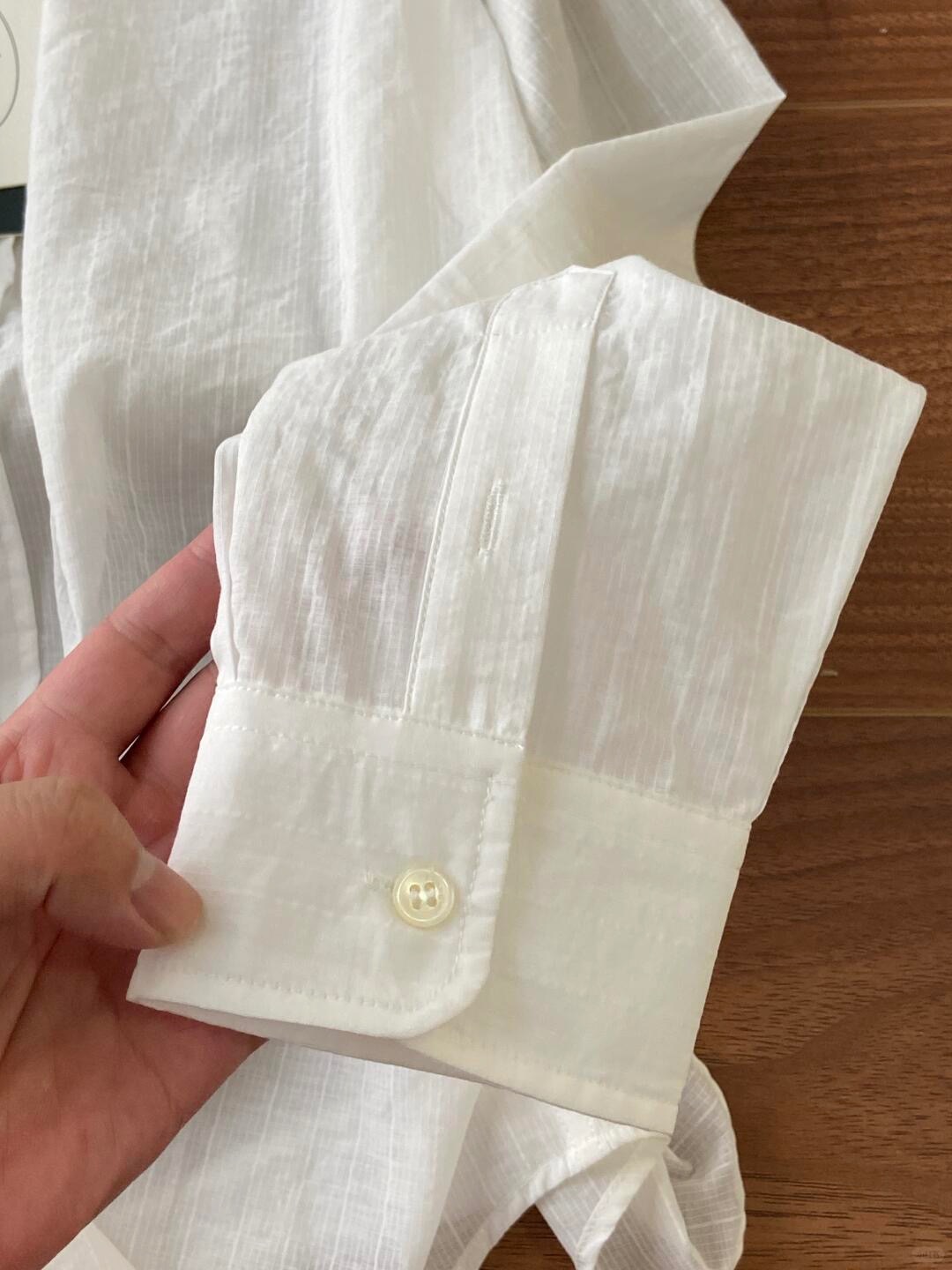 松弛感的神‼️thebarnnet夏日防晒白衬衫yyds_5_EOUYOU_来自小红书网页版