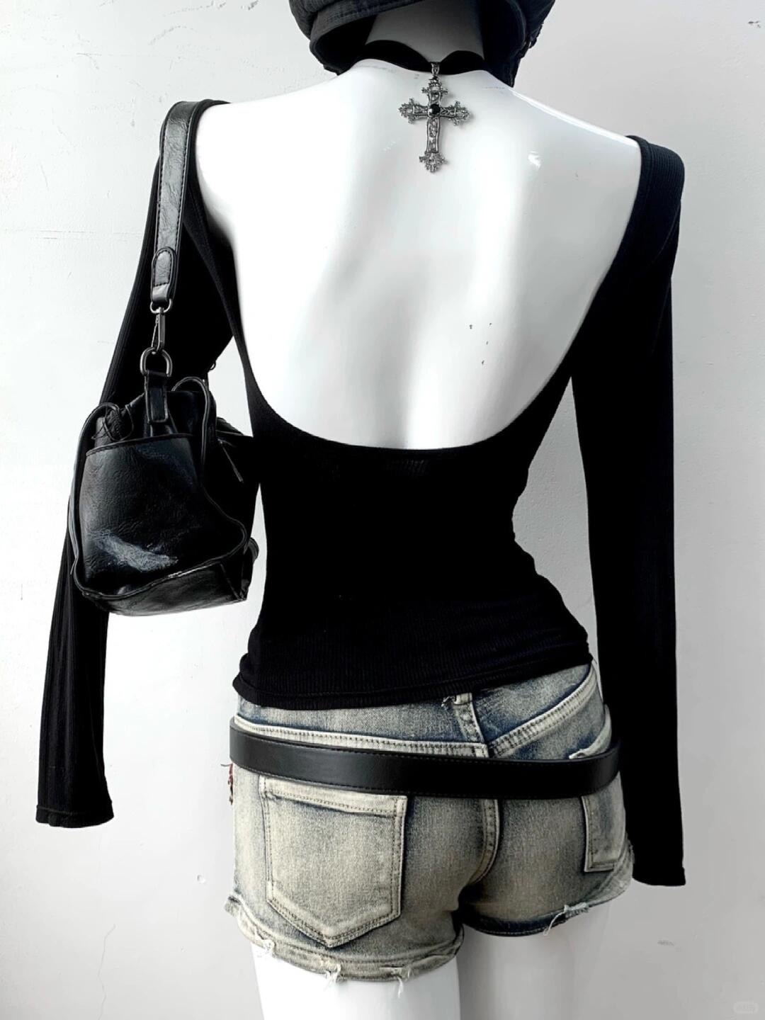 黑色方领露背长袖T恤🌸vintage 古着穿搭_3_猫予姬_来自小红书网页版