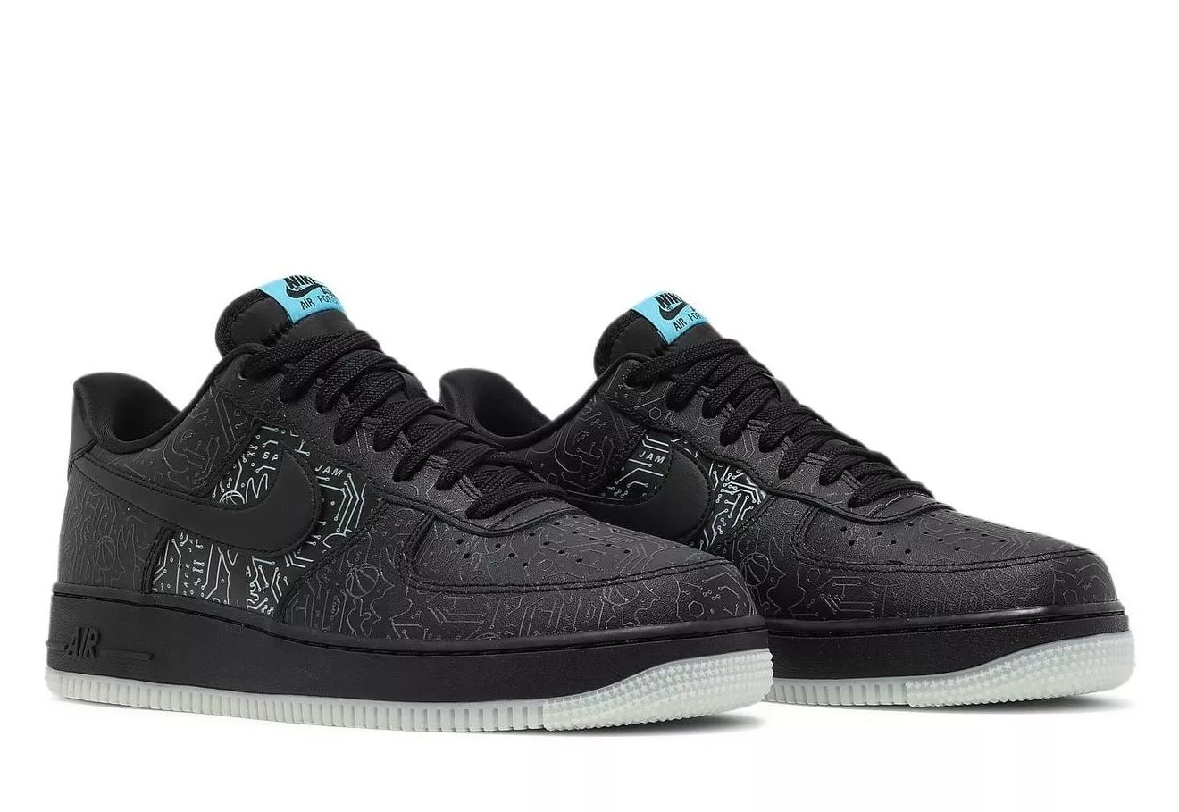 xKrossovki-Nike-Air-Force-1-07-Space-Jam-Computer-Chip-1-e1637951341128.jpg.pagespeed.ic.wxlDaf1SVs