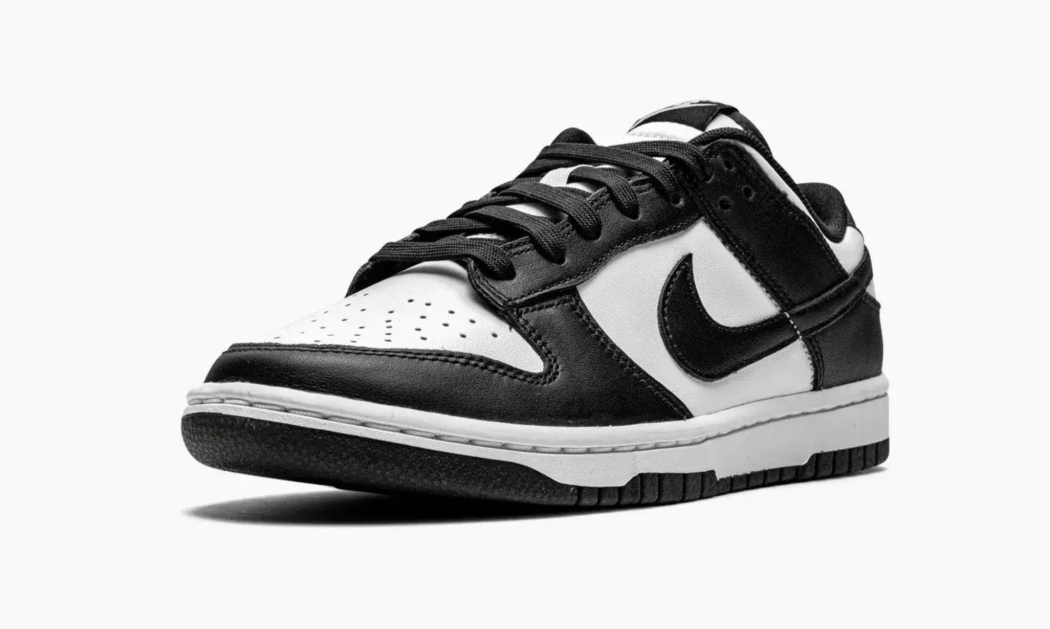 Dunk_Low_Retro_Black_White_3_1500x