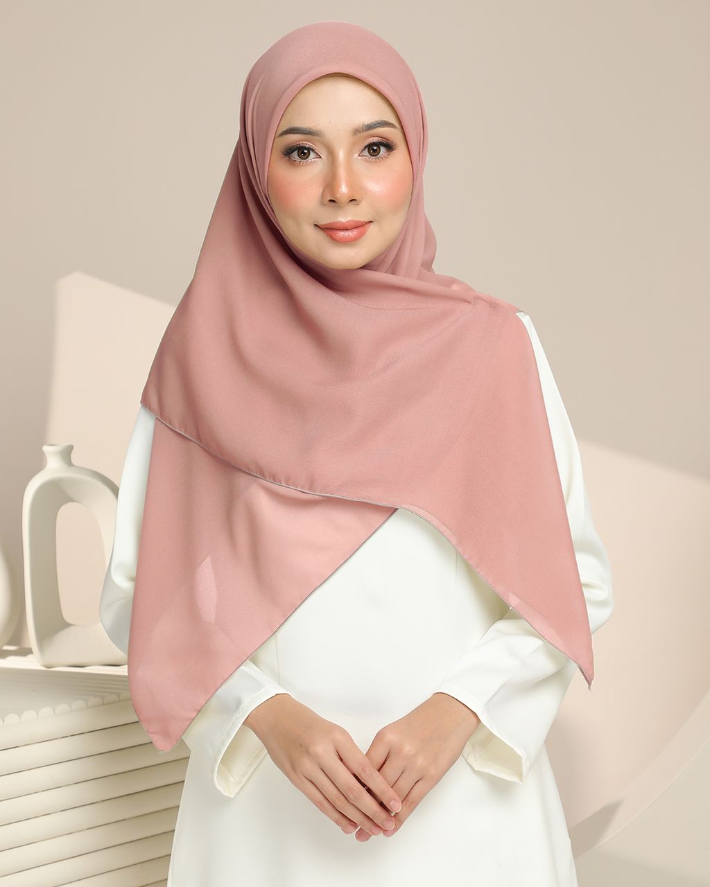 Creamy Rose 1