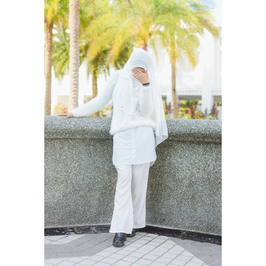 Aleeka Skirt White