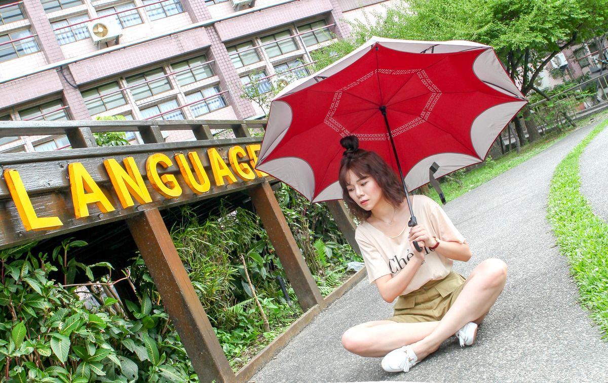 【雨傘生活搭配】你趕上雨傘配件的新時尚了嗎？