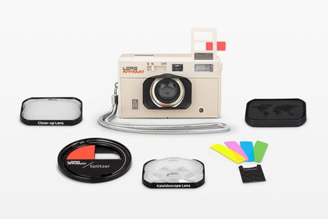 475361014-lomoapparat_chiyoda_content-accessories_on-grey