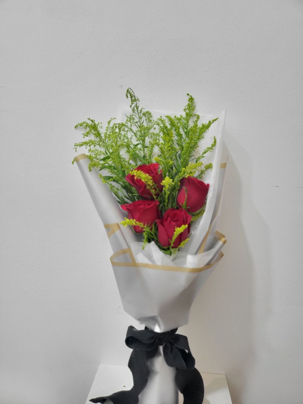 Elegant Red Rose Bouquet