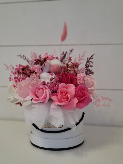 Elegant Roses And Orchids Box