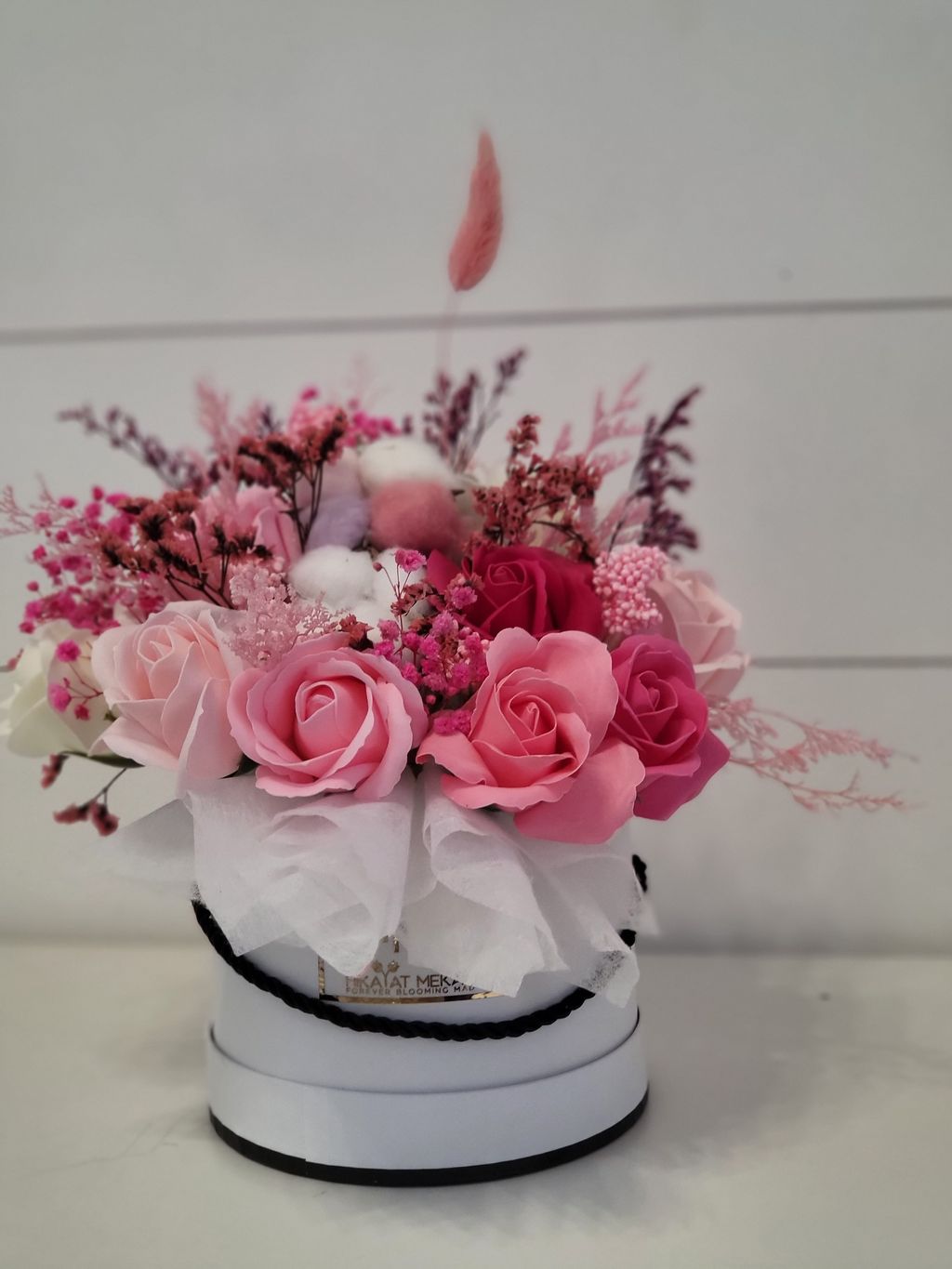 Elegant Roses And Orchids Box