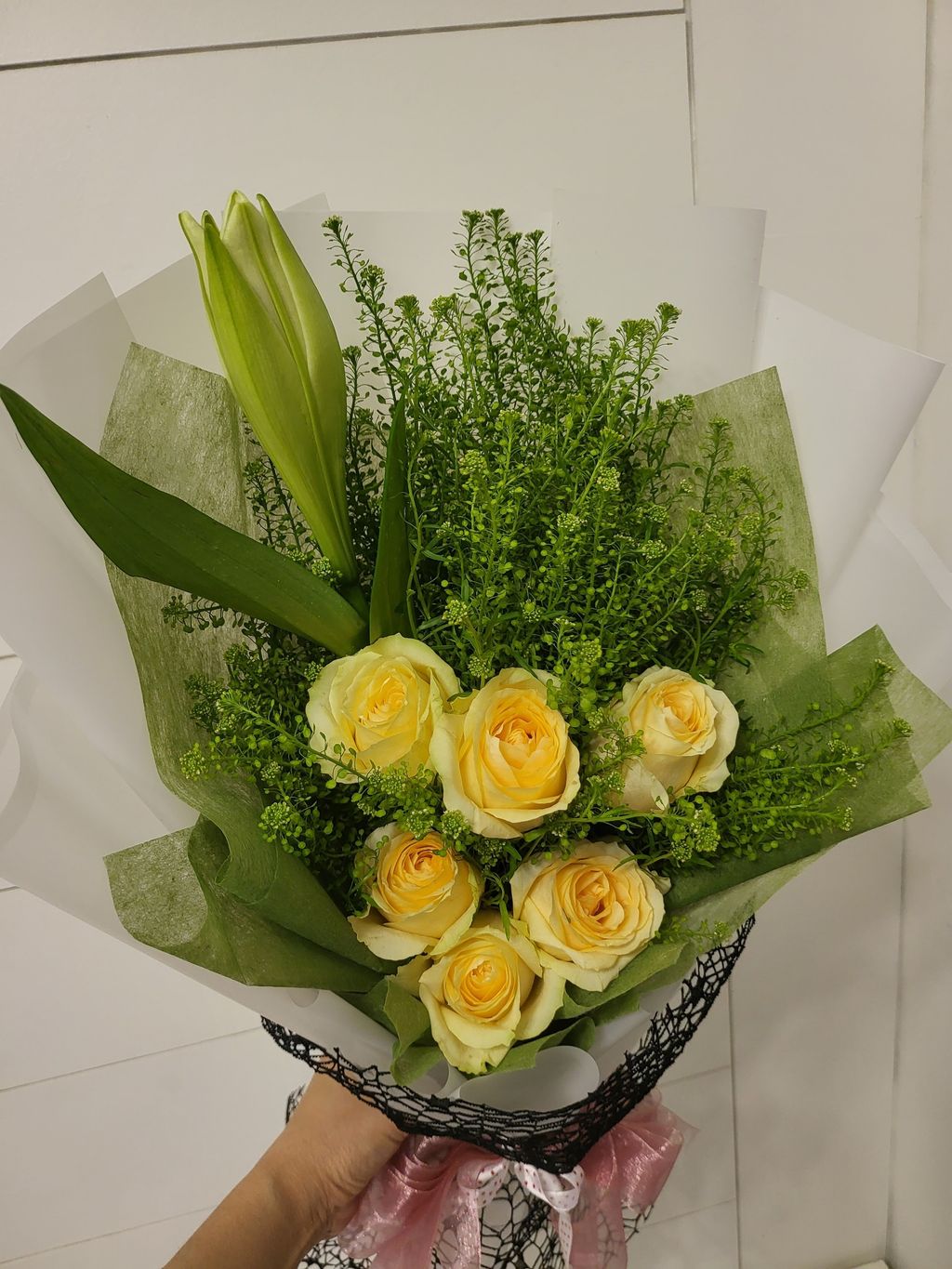Luxury Yellow Rose Wedding Bouquets