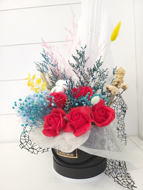 An Exotic Premium Flower Bouquets For Her