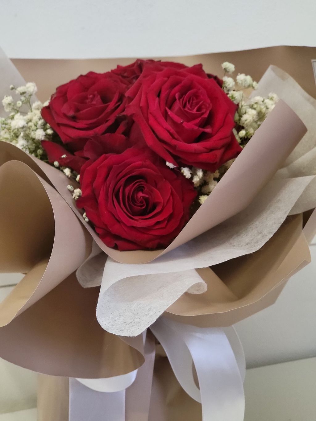 Red Roses With Baby Breath Floral Bouquets