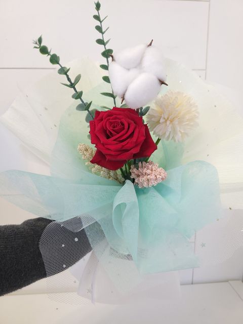 Combinations of Fresh, Preserved, & Artificial Flowers Bouquets