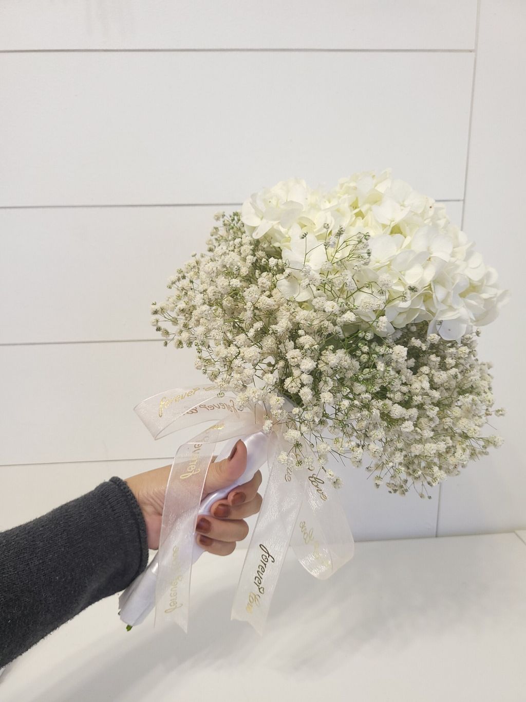 White Hydrangea Bride and Bridesmaids Bouquet
