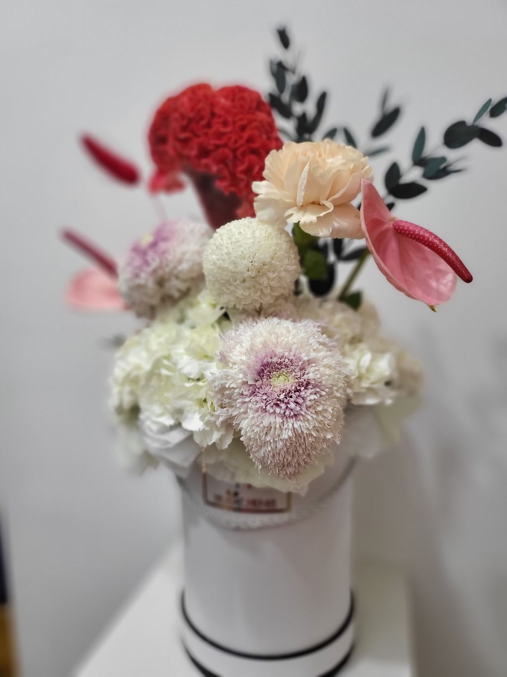 Oriental Love With Colorful Bouquets