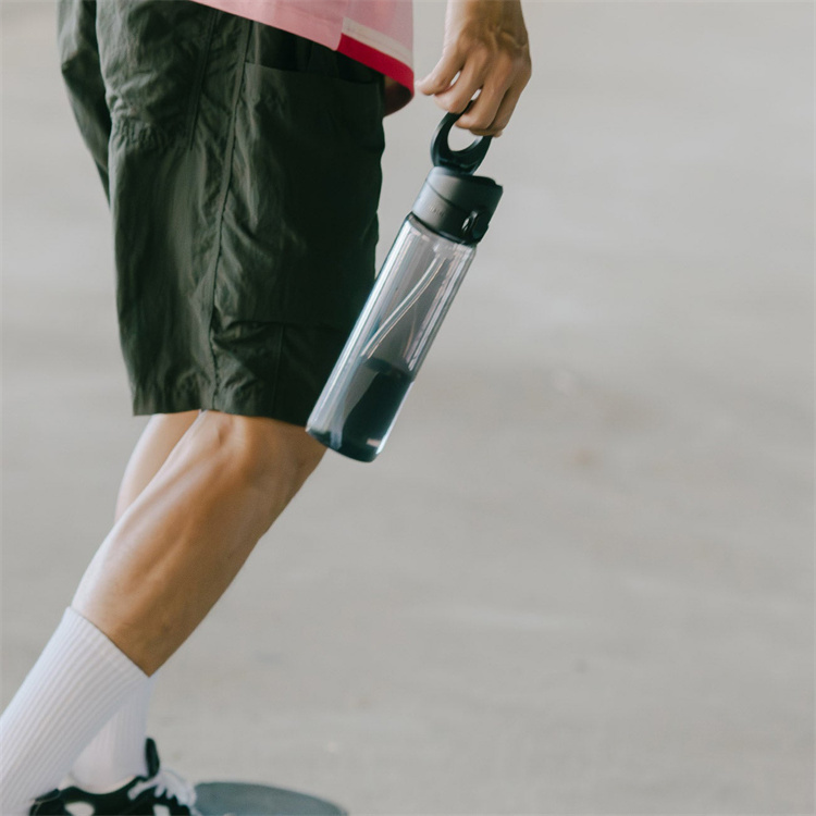 imgi_16_intro_aquastand_section-6