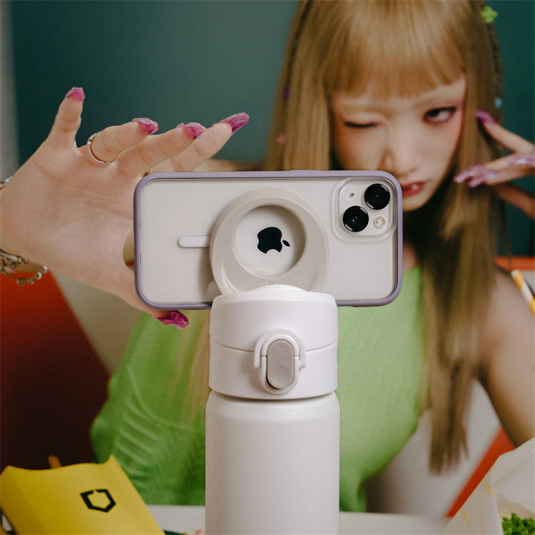 imgi_6_intro_aquastand_section-1-4