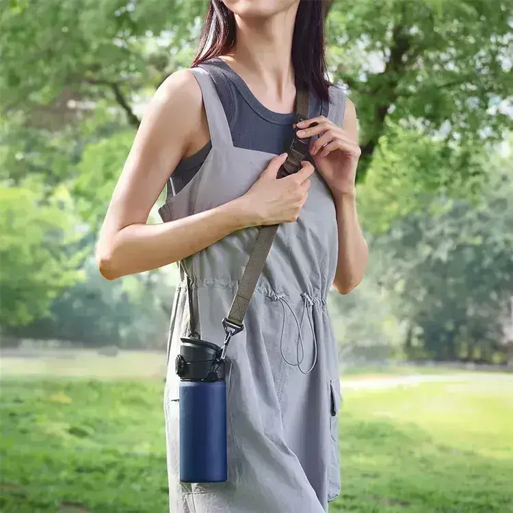 imgi_19_intro_aquastand_section-7-4