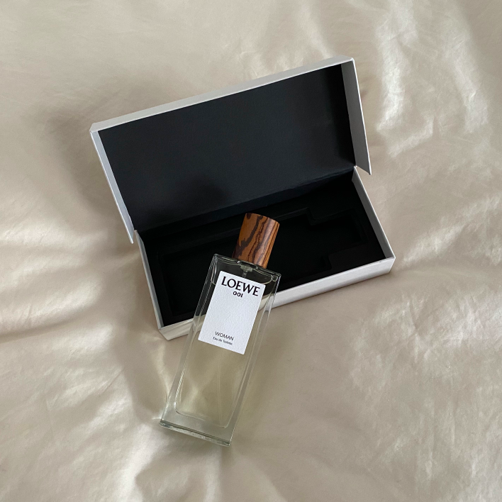 LOEWE 001 WOMAN 事後清晨女性淡香水 (30ML/75ML)